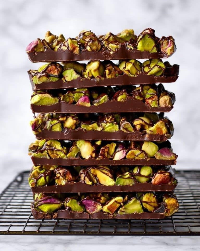 5-Ingredient Crunchy Pistachio Bars Recipe